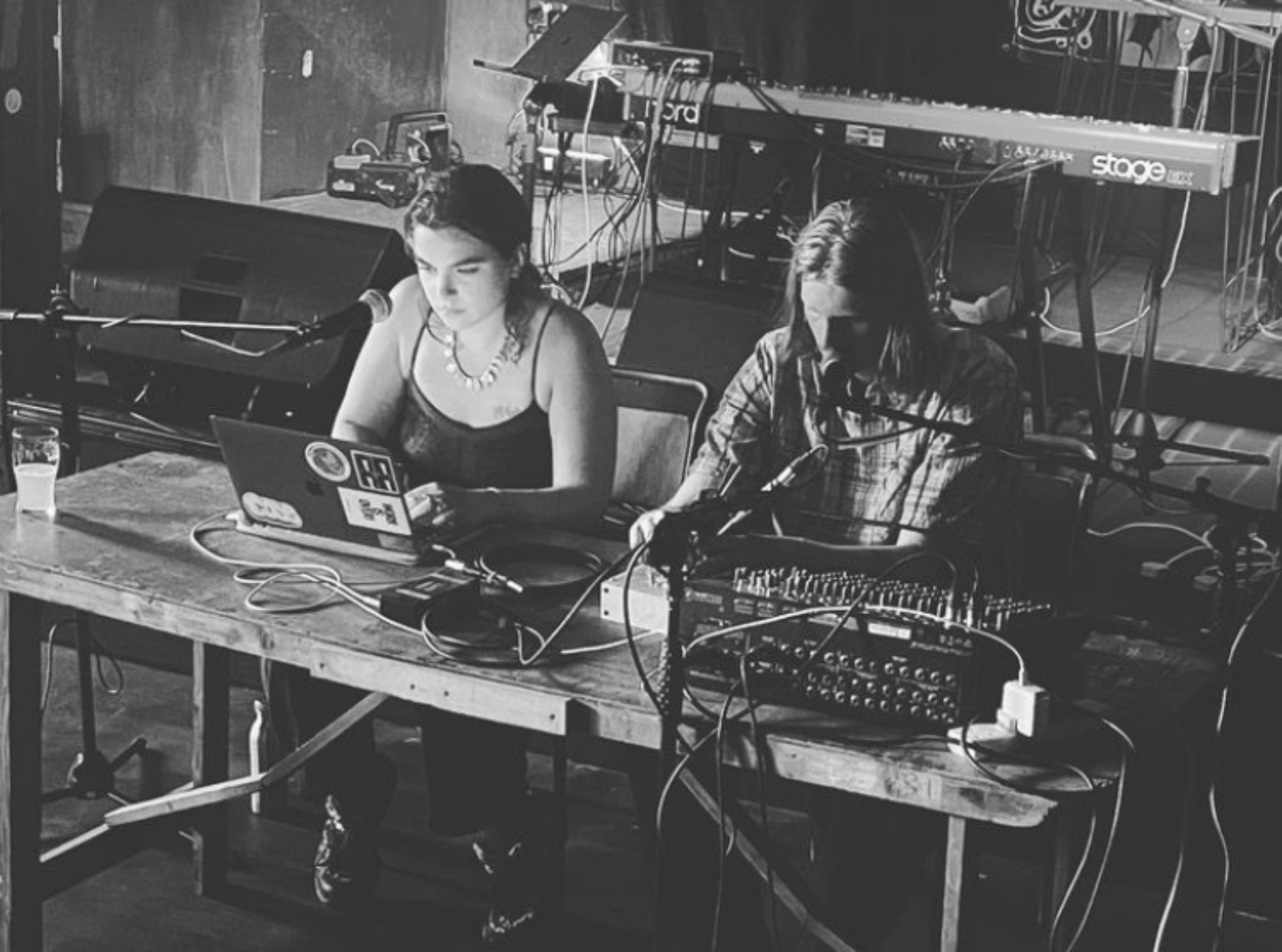 Electronic music performance at the Lubber Fiend